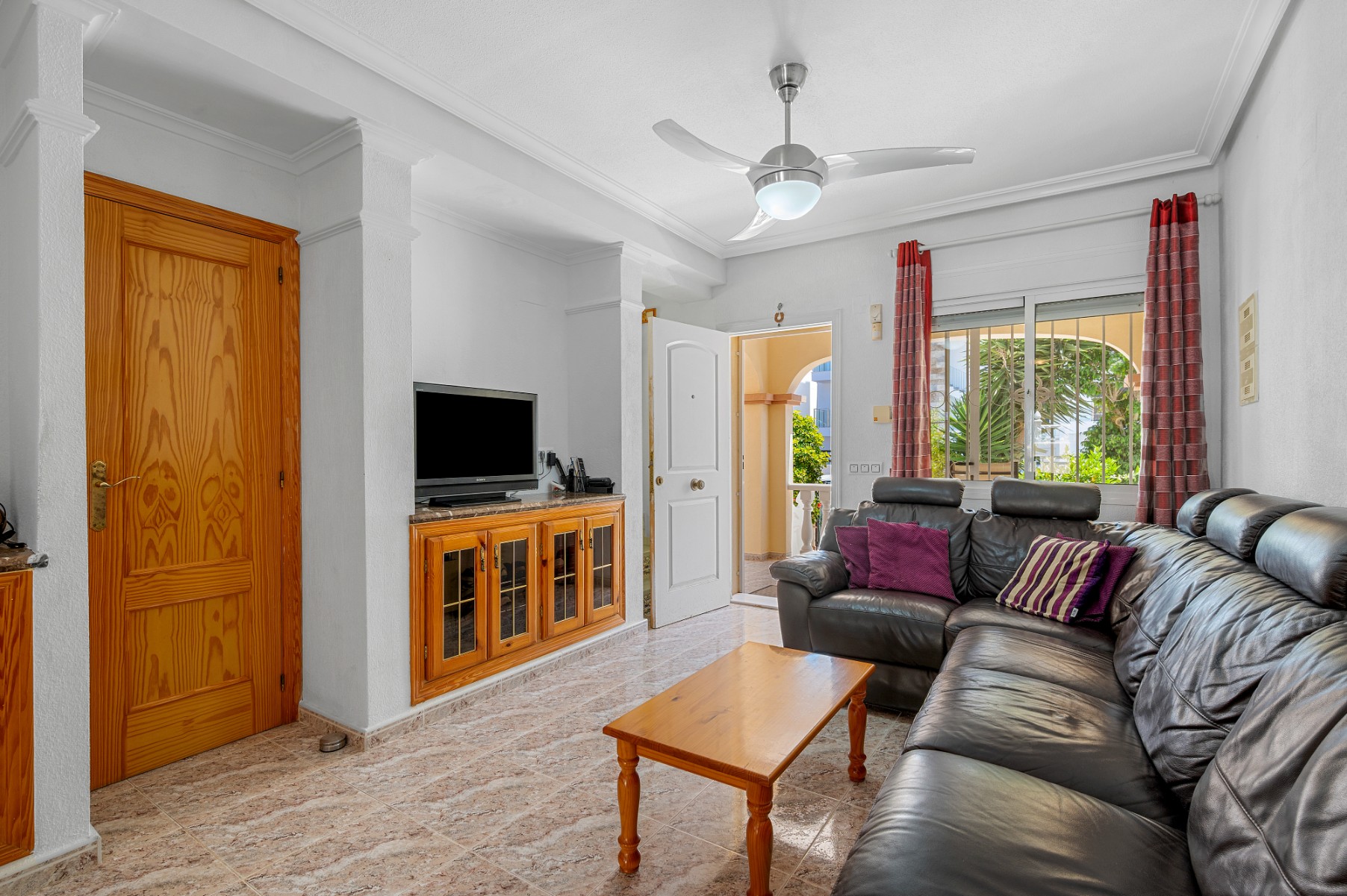 For sale - 3 Bedroom 2 Bathroom Townhouse in Orihuela Costa - La Zenia  - Alicante