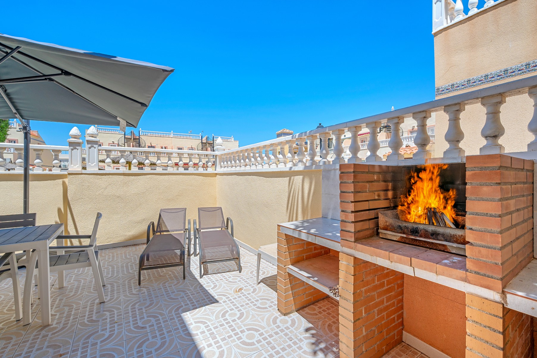 For sale - 3 Bedroom 2 Bathroom Townhouse in Orihuela Costa - La Zenia  - Alicante