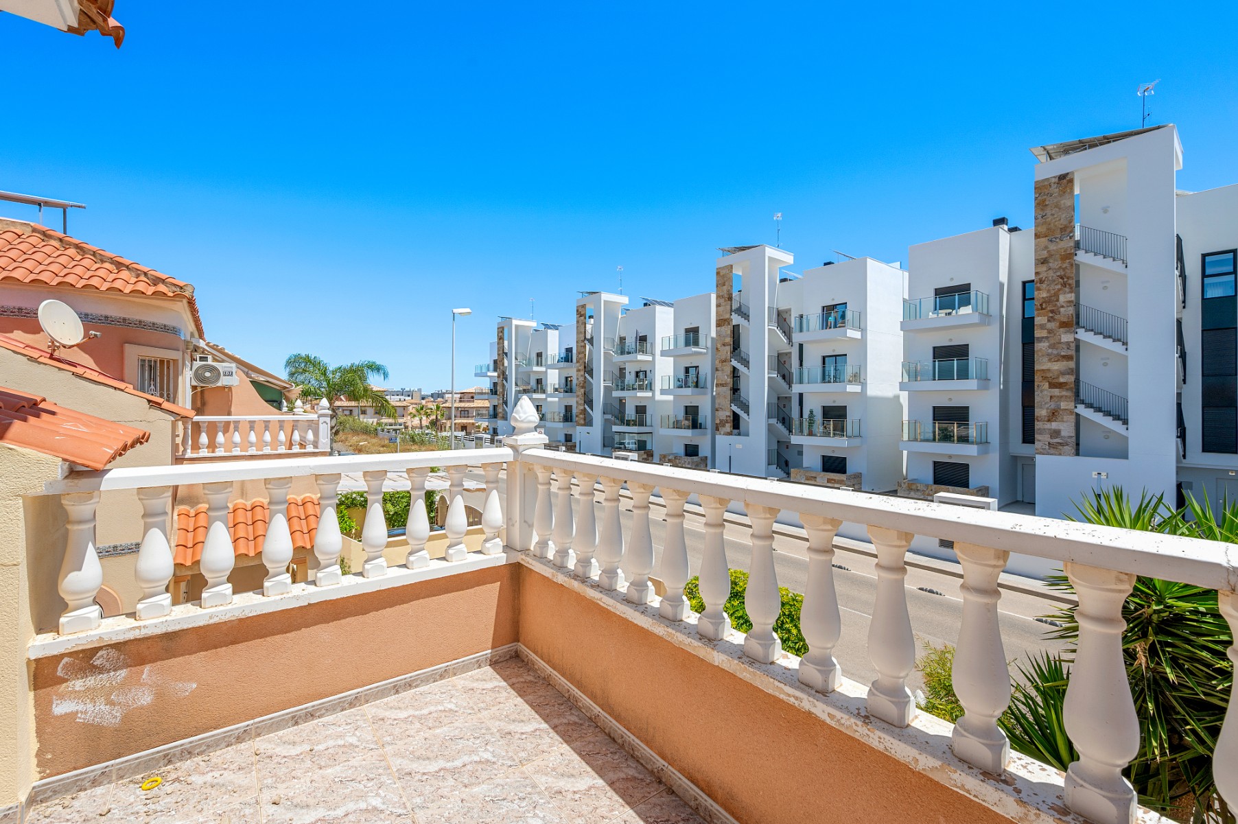 For sale - 3 Bedroom 2 Bathroom Townhouse in Orihuela Costa - La Zenia  - Alicante