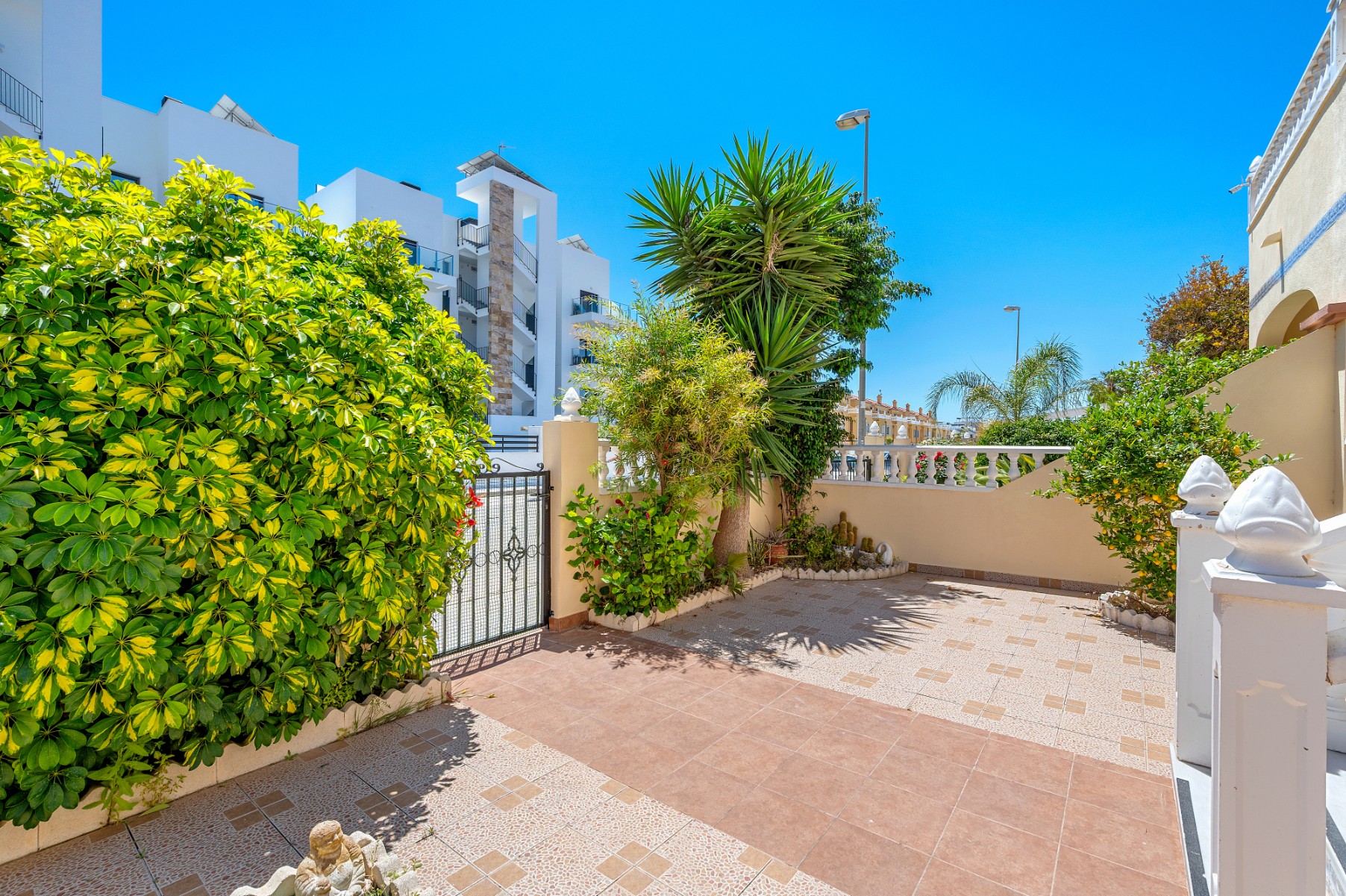 For sale - 3 Bedroom 2 Bathroom Townhouse in Orihuela Costa - La Zenia  - Alicante
