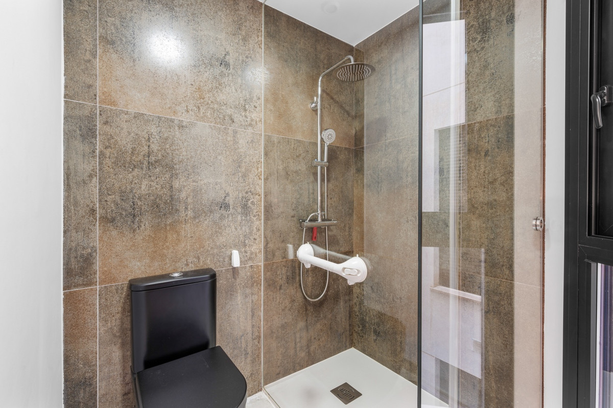 For sale - 2 Bedroom 2 Bathroom Apartment - Middle Floor Apartment in Formentera del Segura - Formentera del Segura Centro  - Alicante