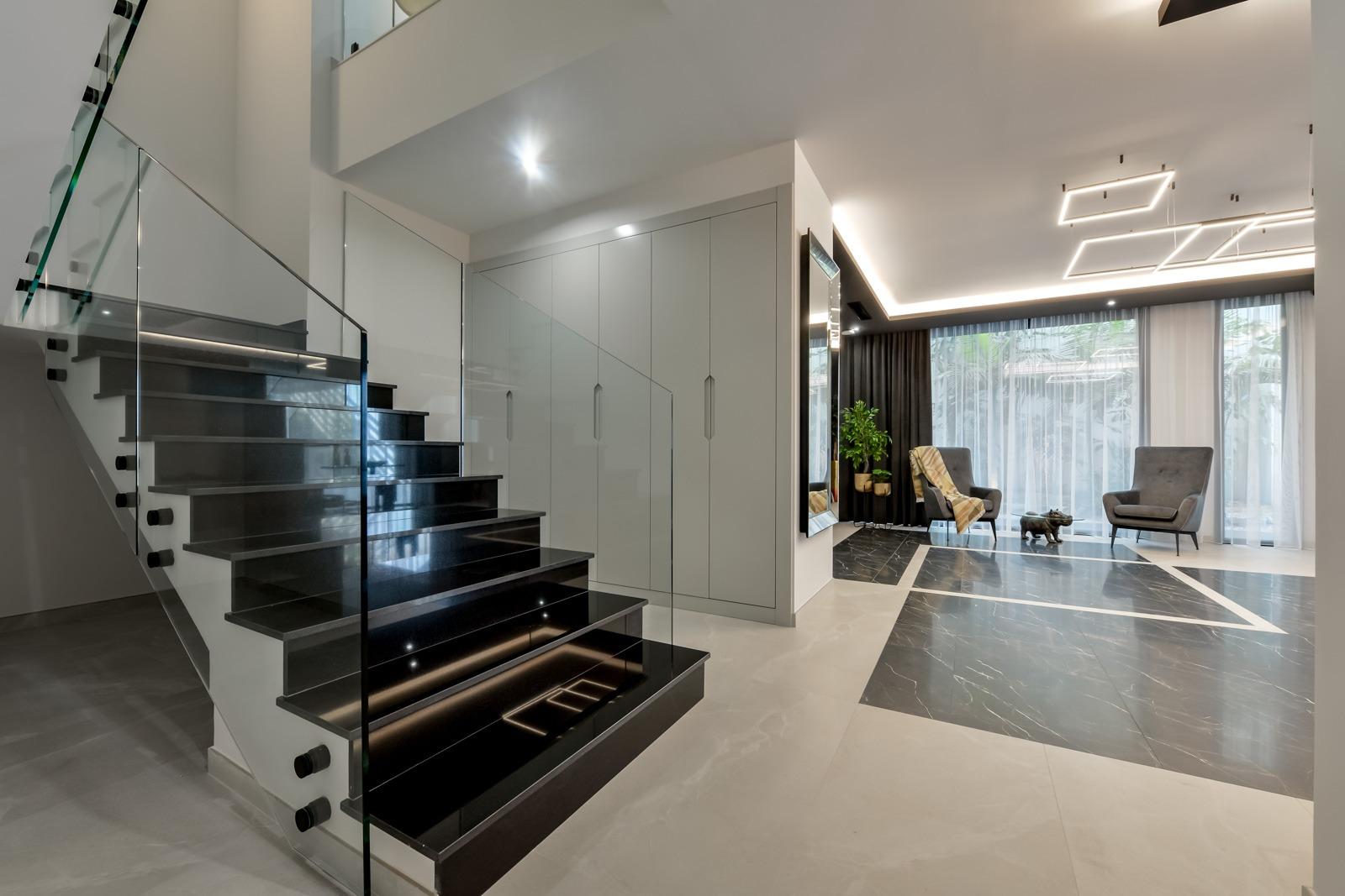 New Build - 8 Bedroom 5 Bathroom Villa in Finestrat - Sierra Cortina  - Alicante