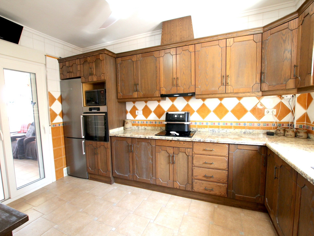 For sale - 3 Bedroom 2 Bathroom House - Detached Villa in Algorfa - Algorfa Centro  - Alicante