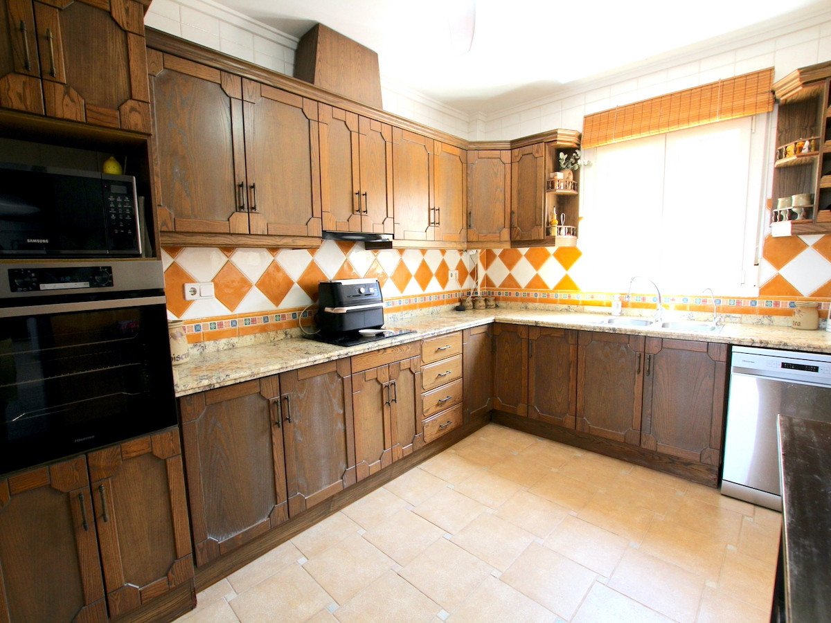 For sale - 3 Bedroom 2 Bathroom House - Detached Villa in Algorfa - Algorfa Centro  - Alicante