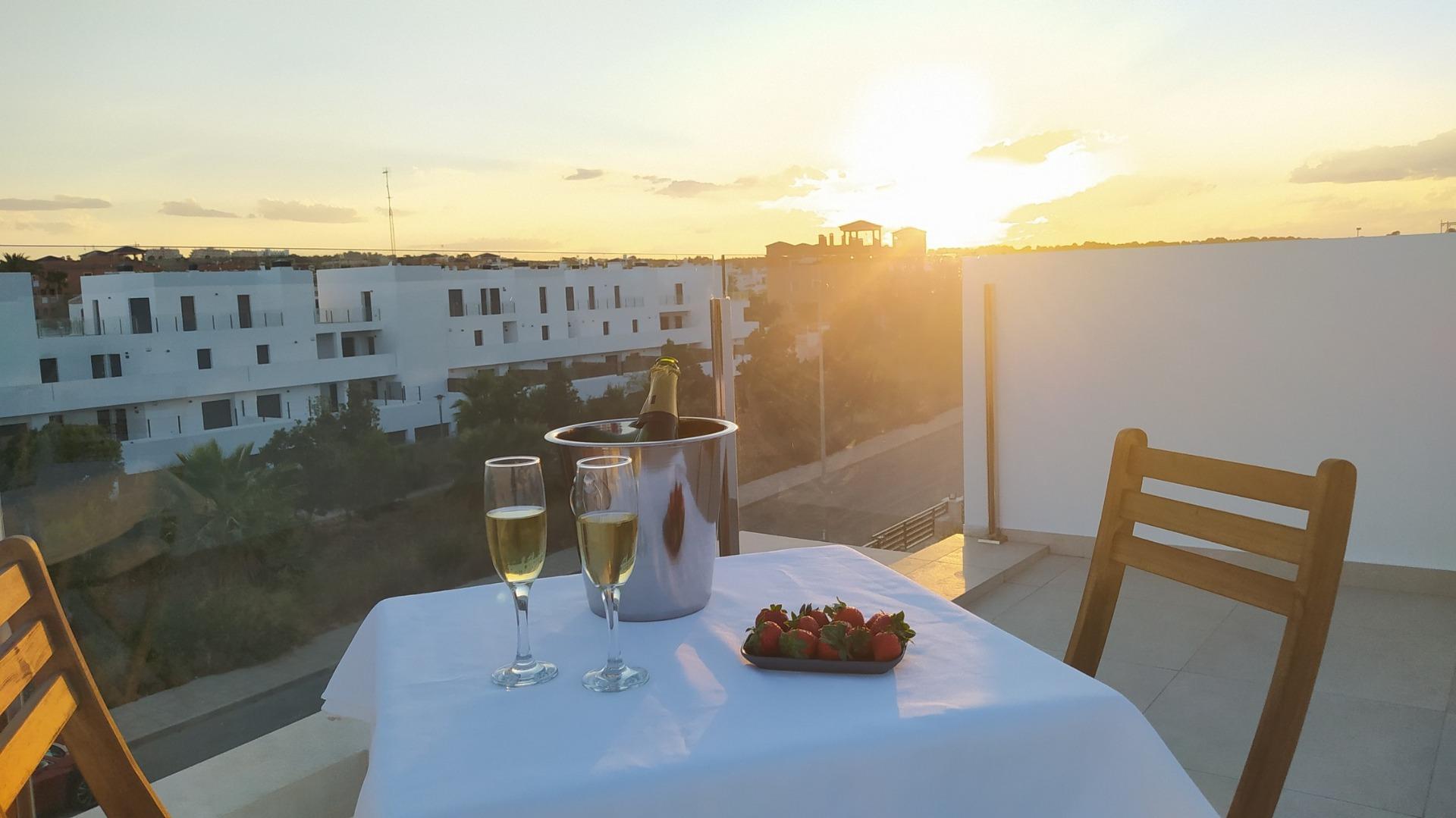 New Build - 3 Bedroom 4 Bathroom Villa in Villamartin - PAU 8  - Alicante