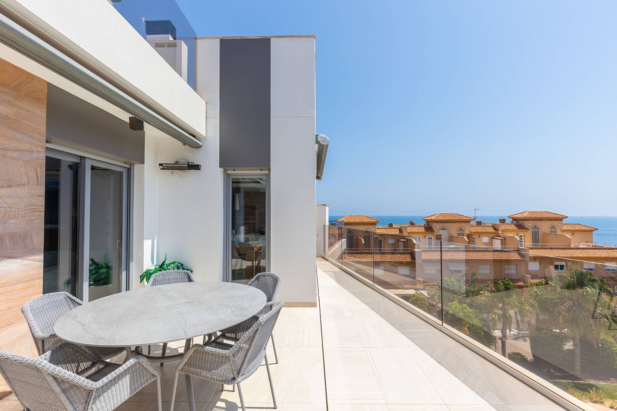 For sale - 3 Bedroom 2 Bathroom Luxury Penthouse Apartment in Cabo Roig - Aguamarina - Alicante