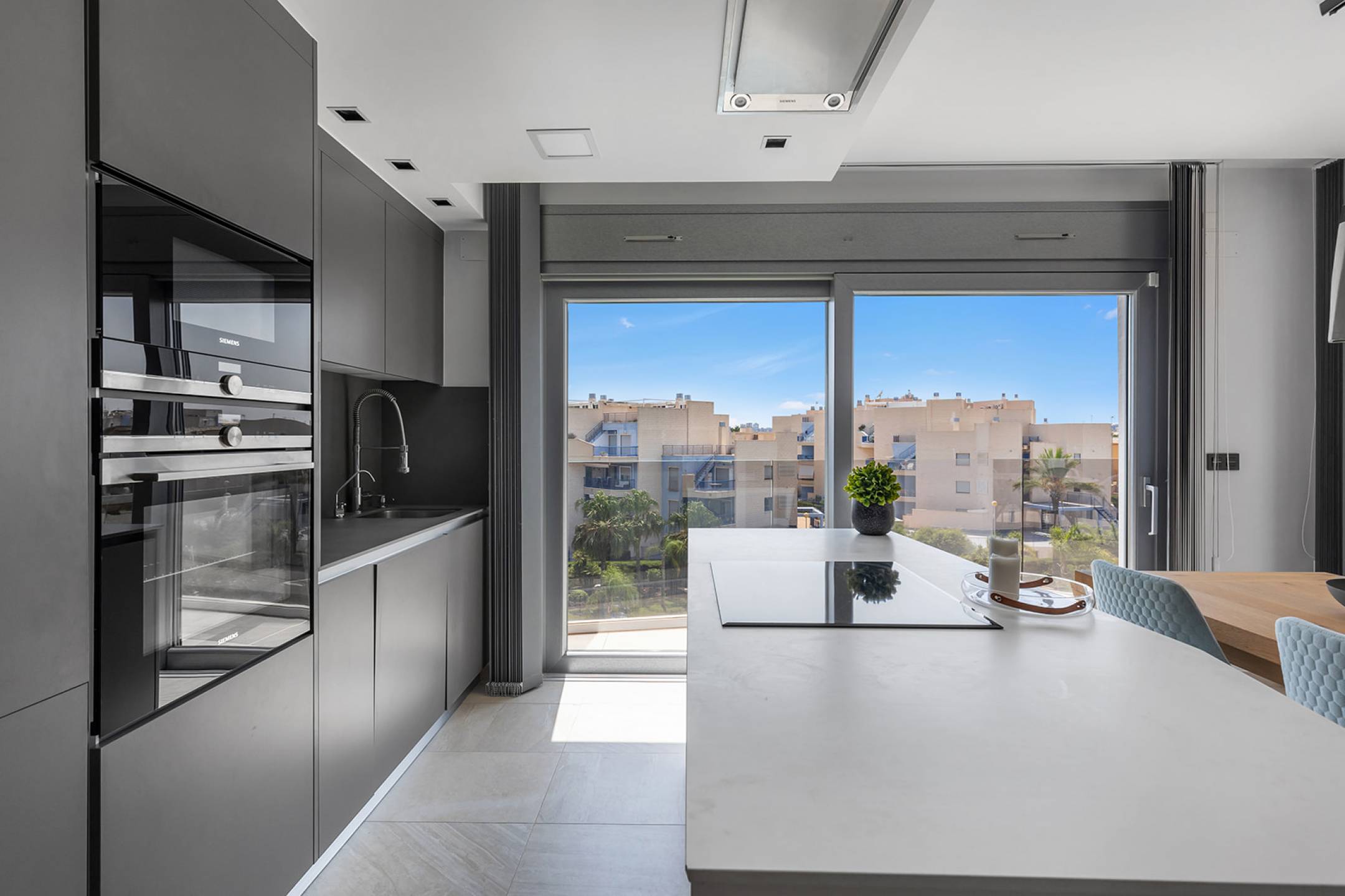 For sale - 3 Bedroom 2 Bathroom Luxury Penthouse Apartment in Cabo Roig - Aguamarina - Alicante