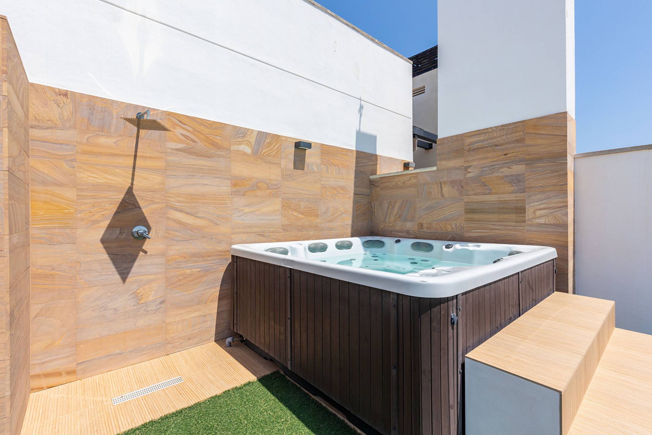 For sale - 3 Bedroom 2 Bathroom Luxury Penthouse Apartment in Cabo Roig - Aguamarina - Alicante