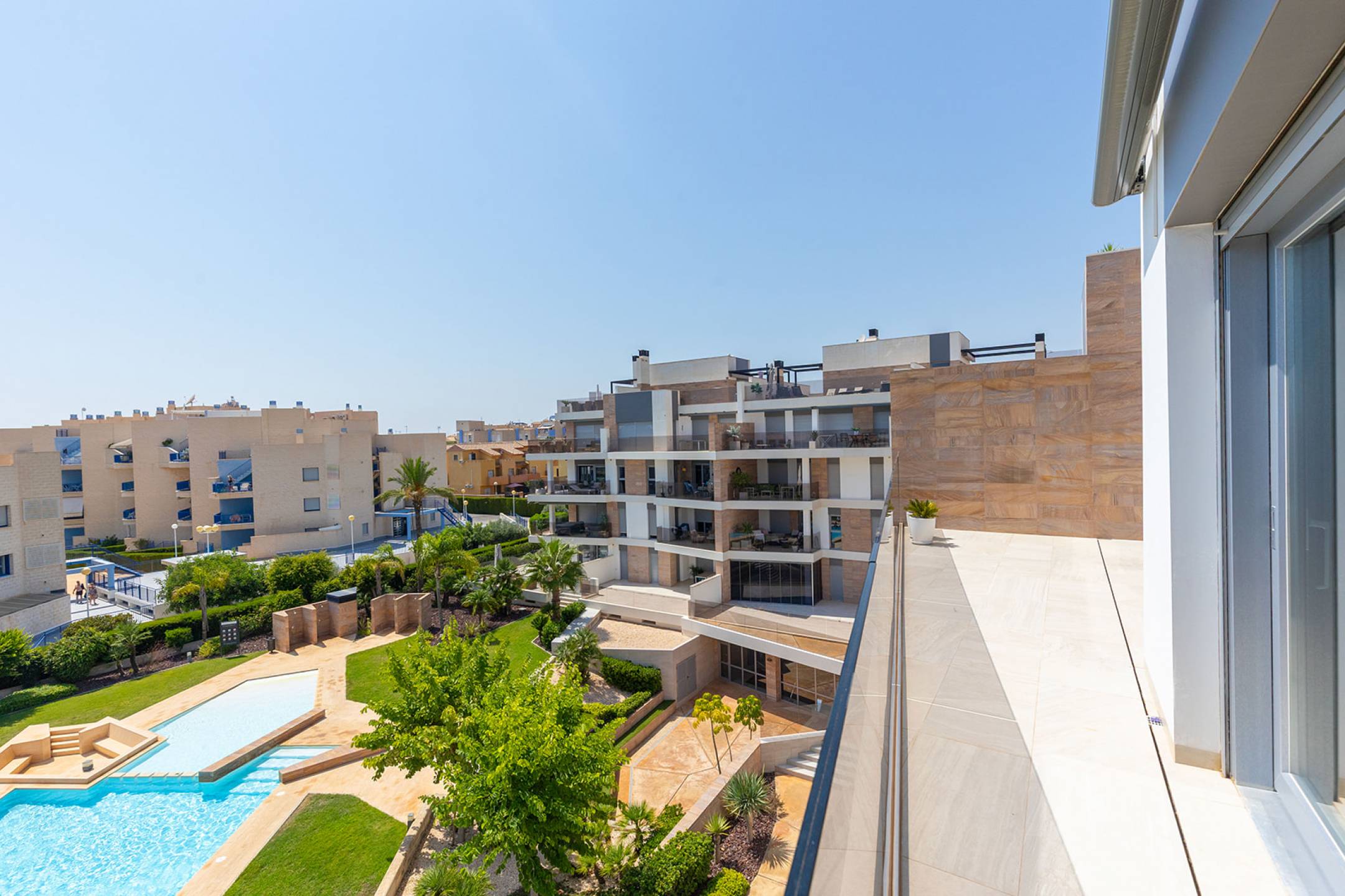 For sale - 3 Bedroom 2 Bathroom Luxury Penthouse Apartment in Cabo Roig - Aguamarina - Alicante