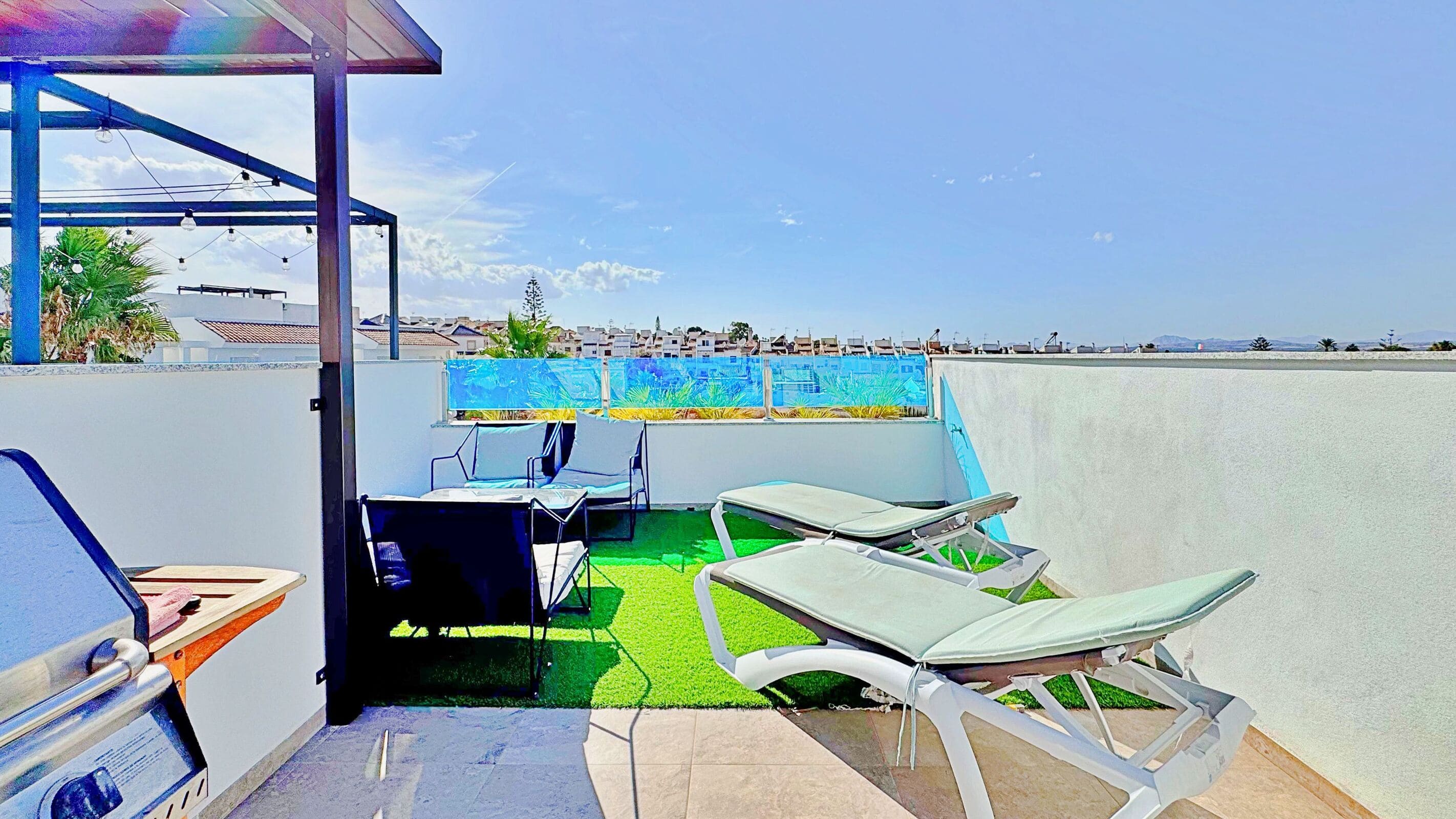 For sale - 3 Bedroom 3 Bathroom Townhouse in Torrevieja - Los Balcones  - Alicante