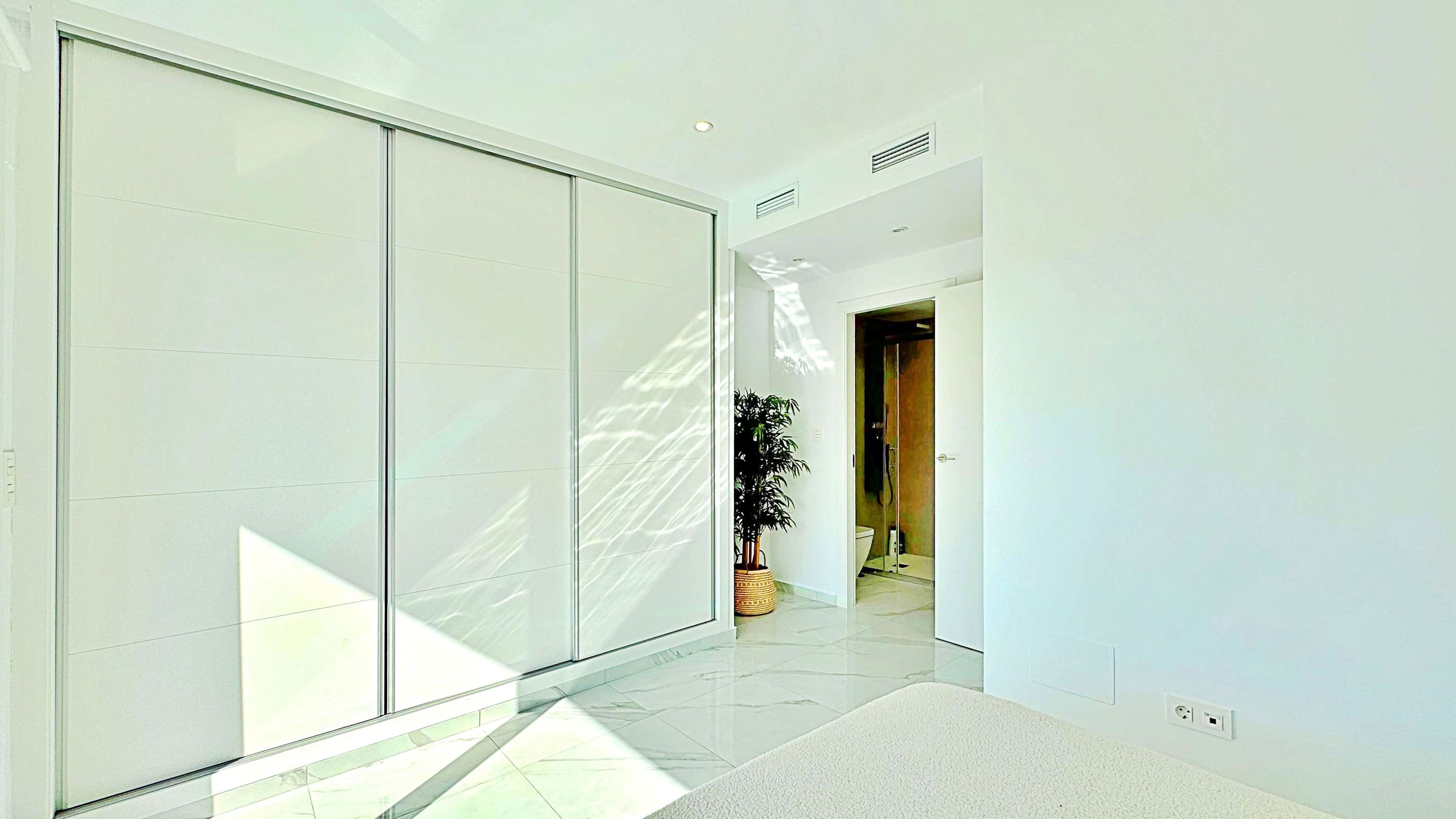 For sale - 3 Bedroom 3 Bathroom Townhouse in Torrevieja - Los Balcones  - Alicante