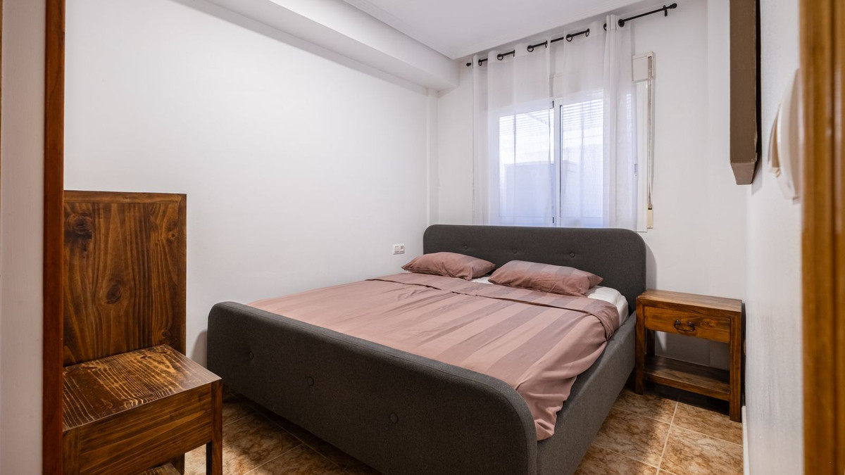 For sale - 2 Bedroom 2 Bathroom Ground Floor Apartment in Punta Prima  - Punta Prima  - Alicante