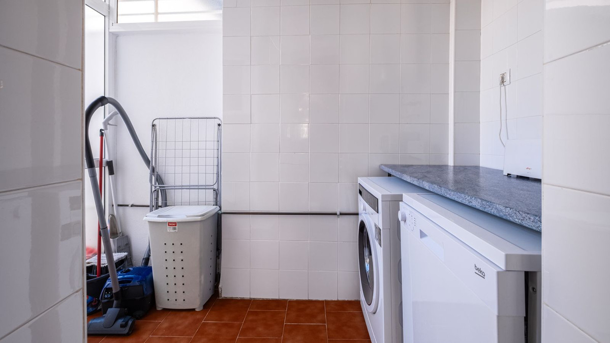 For sale - 2 Bedroom 2 Bathroom Ground Floor Apartment in Punta Prima  - Punta Prima  - Alicante
