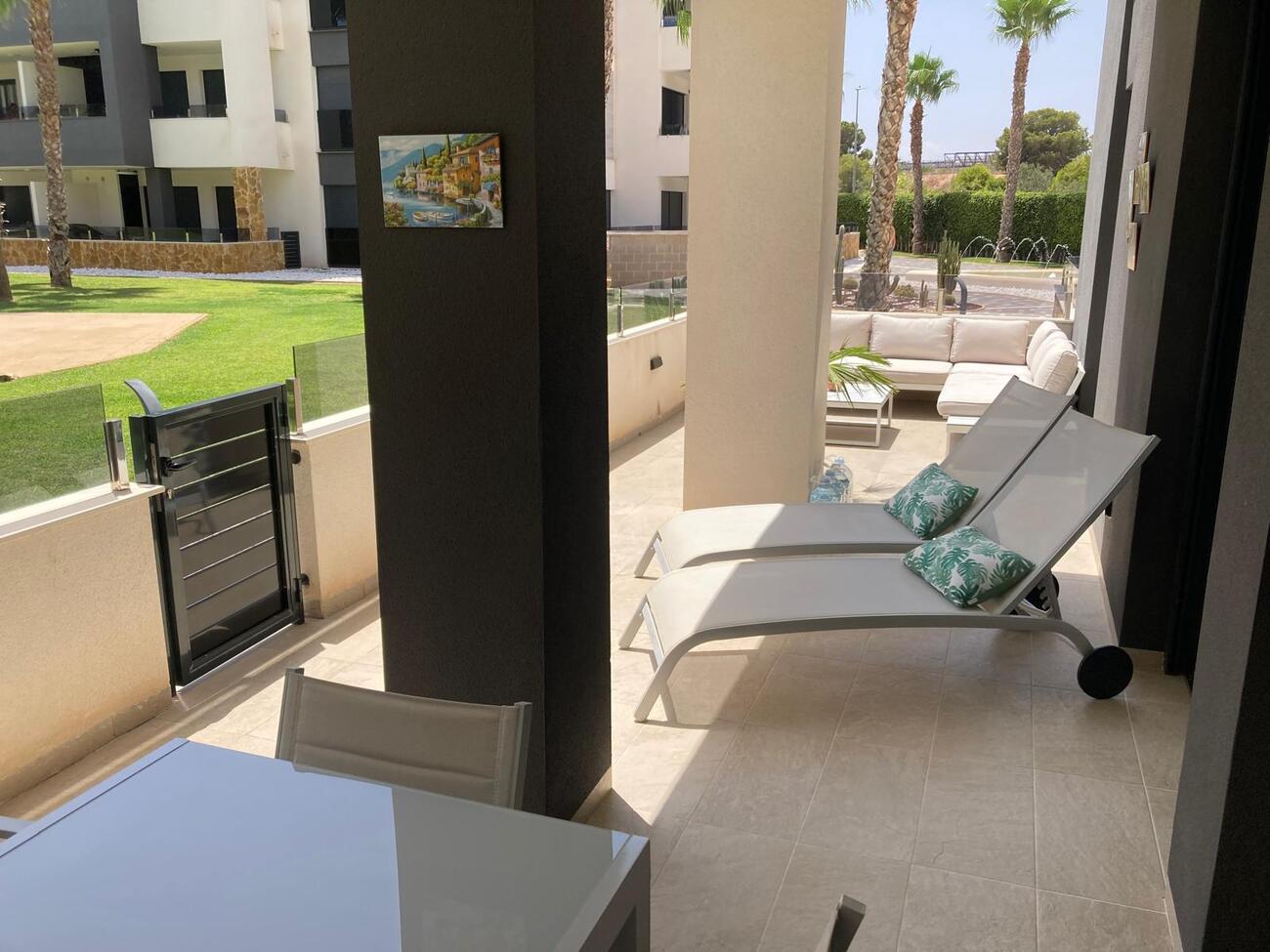 For sale - 2 Bedroom 2 Bathroom Apartment in Orihuela Costa - Costa Blanca  - Alicante