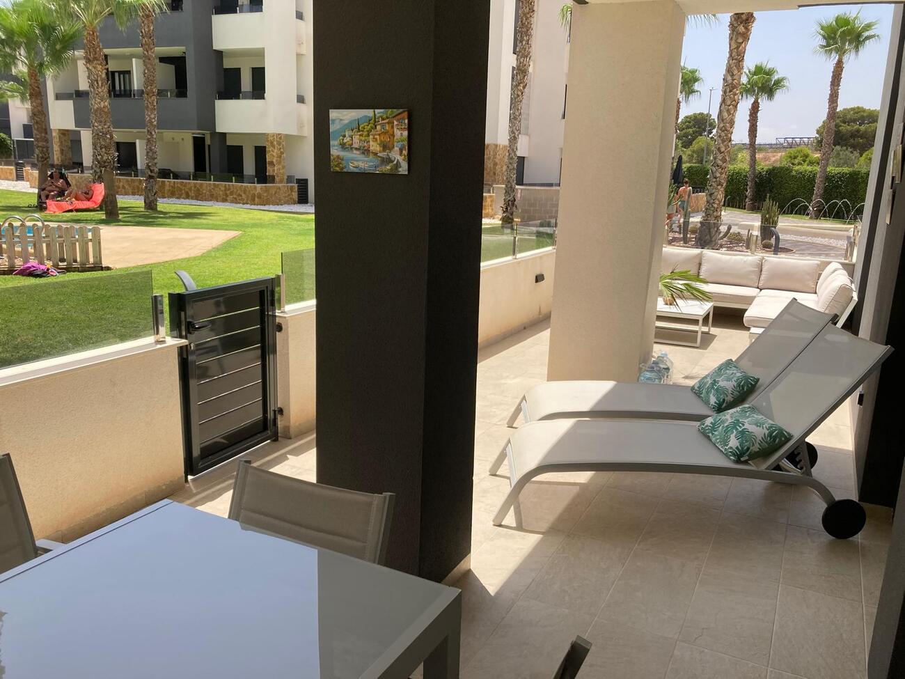 For sale - 2 Bedroom 2 Bathroom Apartment in Orihuela Costa - Costa Blanca  - Alicante