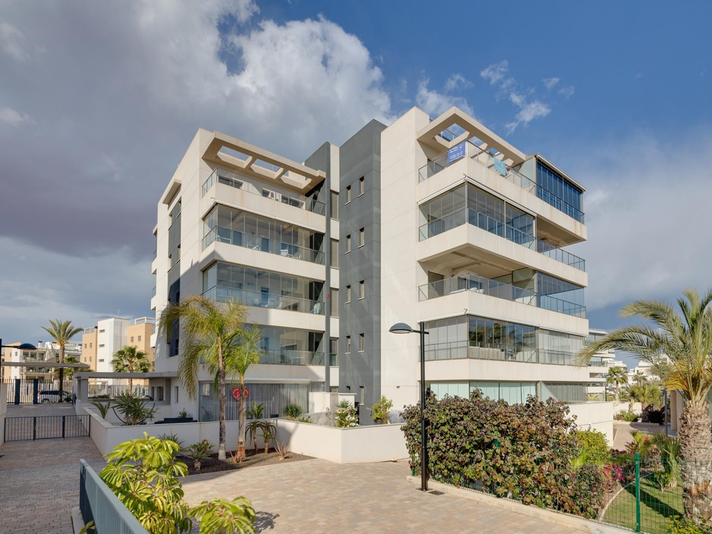 2 Bedroom 2 Bathroom Apartment in La Zenia