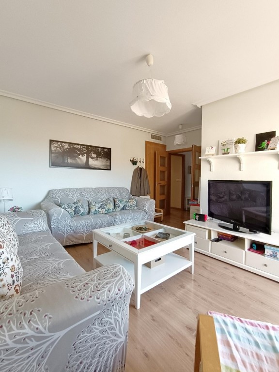 For sale - 4 Bedroom 3 Bathroom Villa in Los Alcazares - Costa Calida  - Murcia