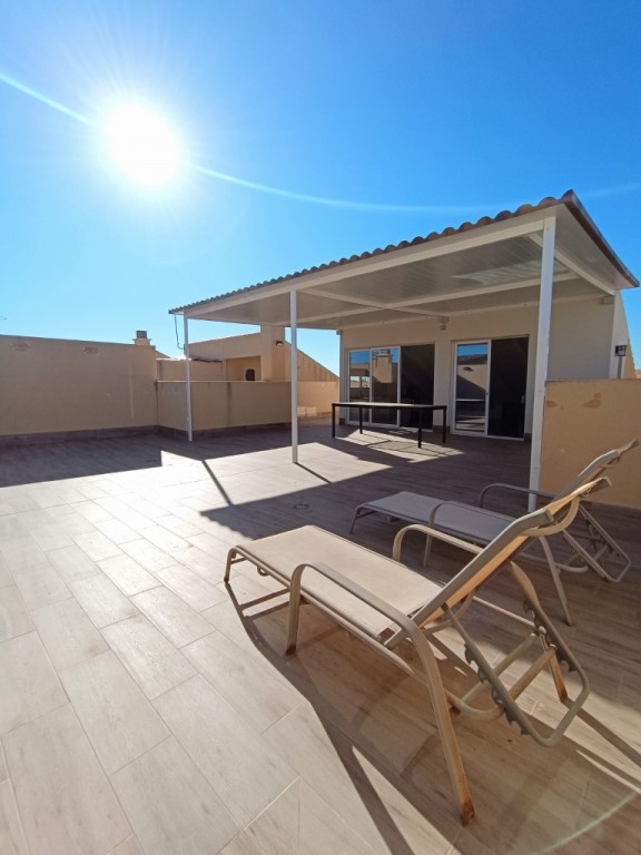 For sale - 4 Bedroom 3 Bathroom Villa in Los Alcazares - Costa Calida  - Murcia