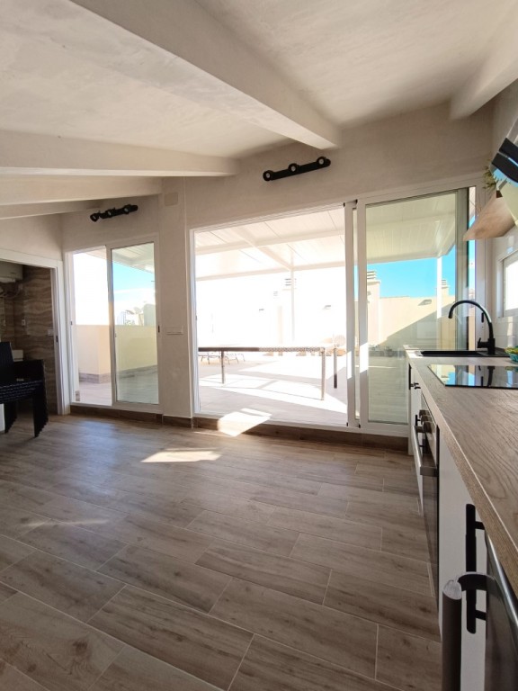 For sale - 4 Bedroom 3 Bathroom Villa in Los Alcazares - Costa Calida  - Murcia