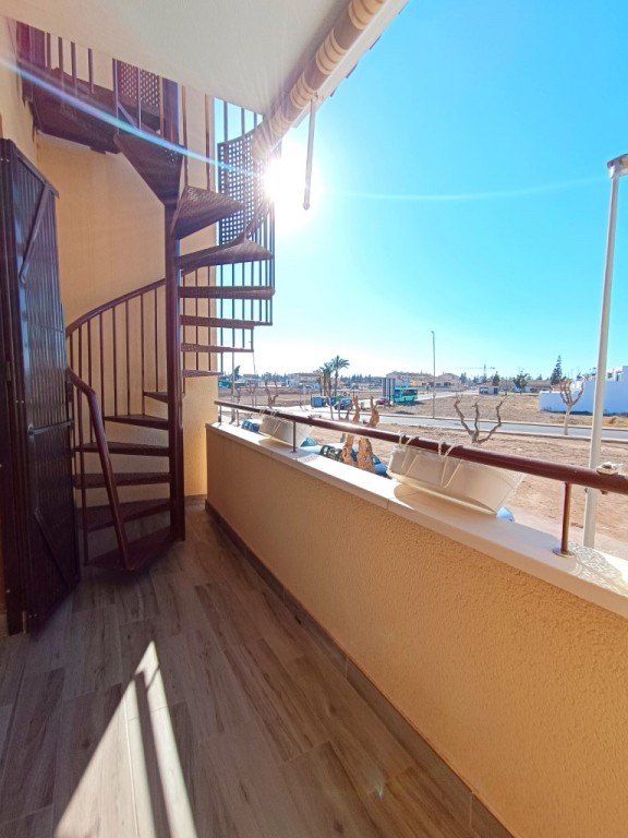 For sale - 4 Bedroom 3 Bathroom Villa in Los Alcazares - Costa Calida  - Murcia