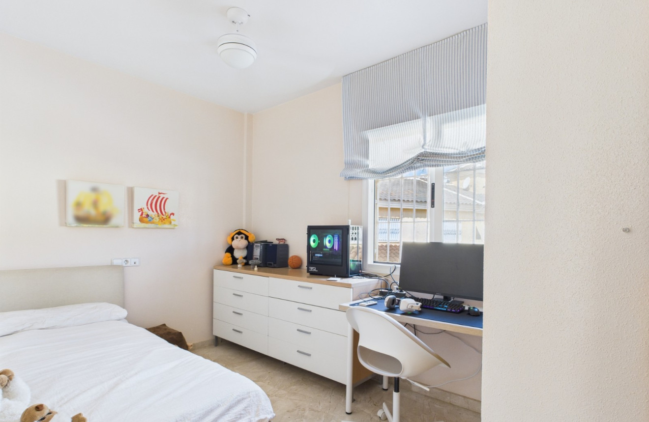 For sale - 3 Bedroom 2 Bathroom Town House in Los Alcazares - Costa Calida  - Murcia