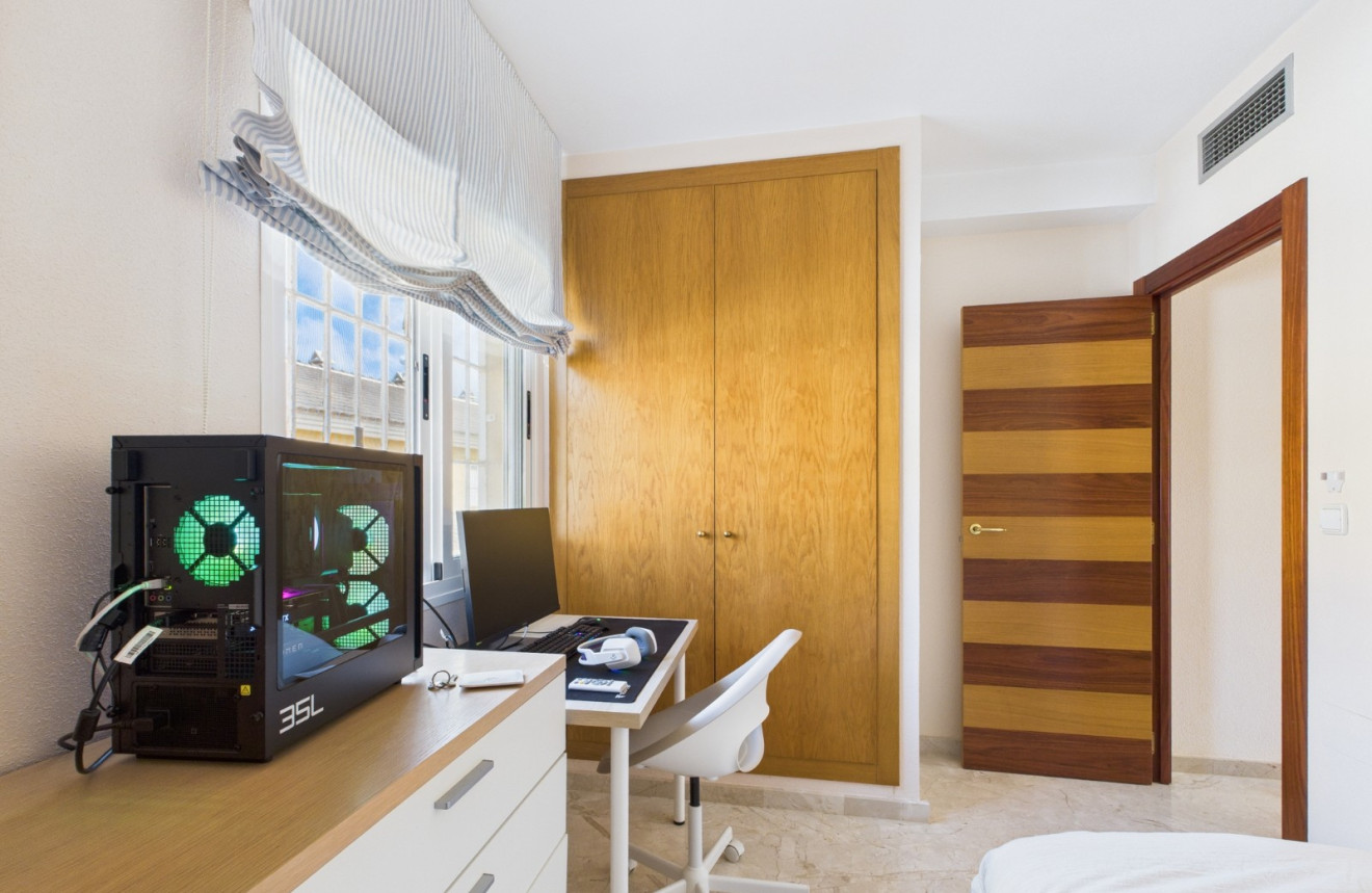 For sale - 3 Bedroom 2 Bathroom Town House in Los Alcazares - Costa Calida  - Murcia