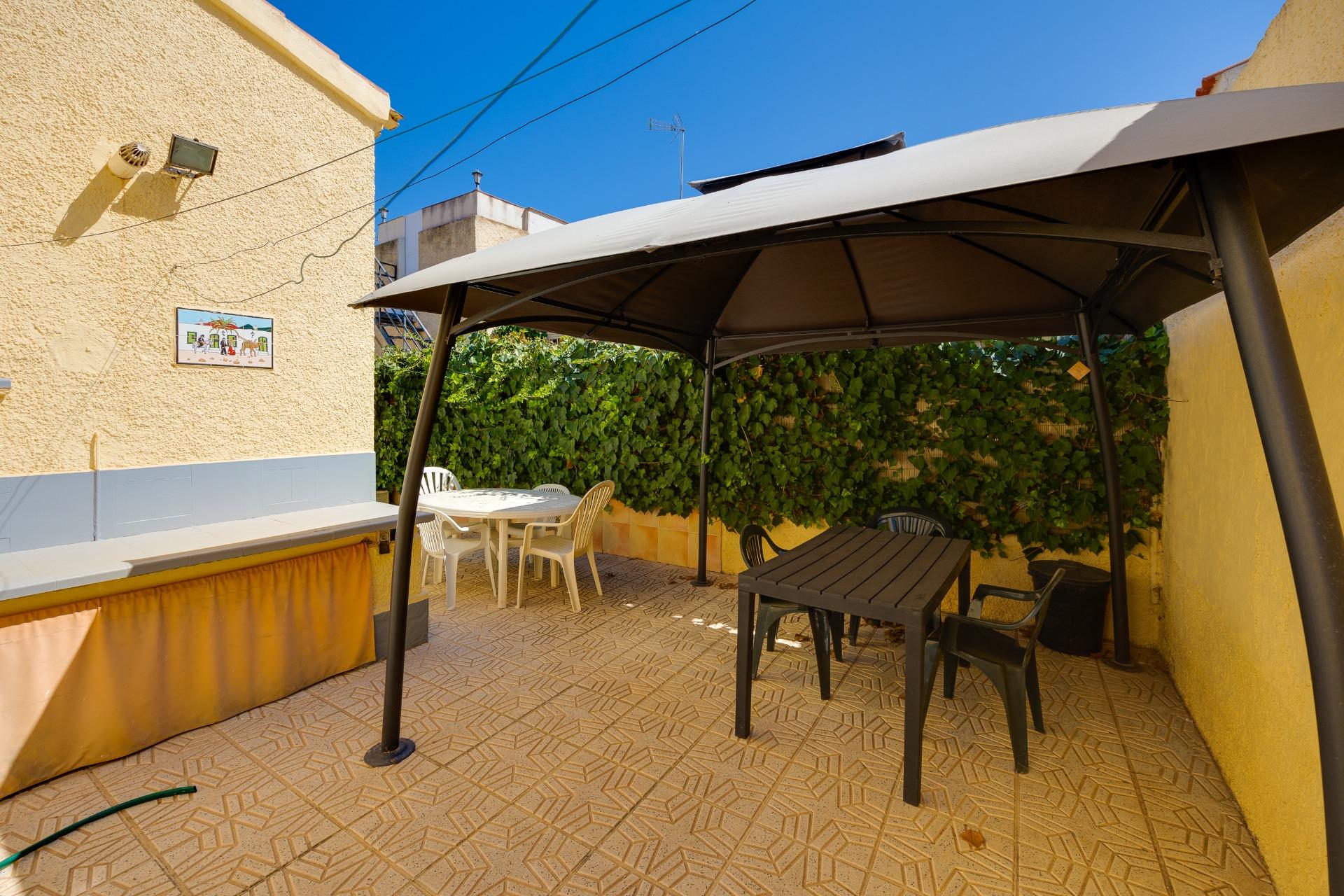 For sale - 3 Bedroom 2 Bathroom Villa in San Fulgencio - La Marina  - Alicante