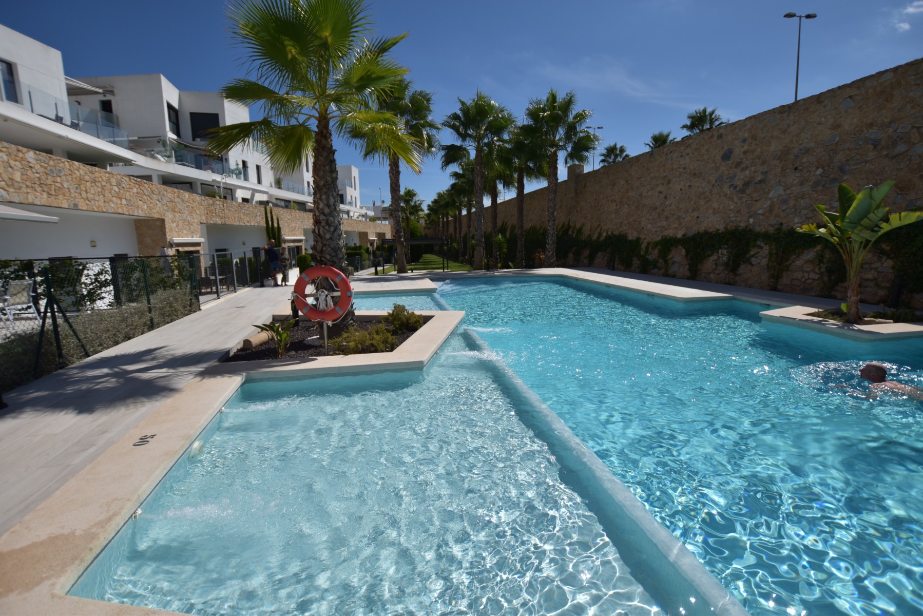 Apartment in Urbanizacion los Balcones - Image 4