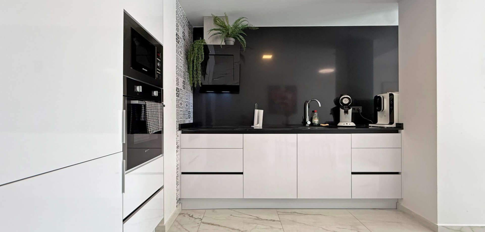 For sale - 2 Bedroom 2 Bathroom Apartment in Los Altos - Costa Blanca  - Alicante