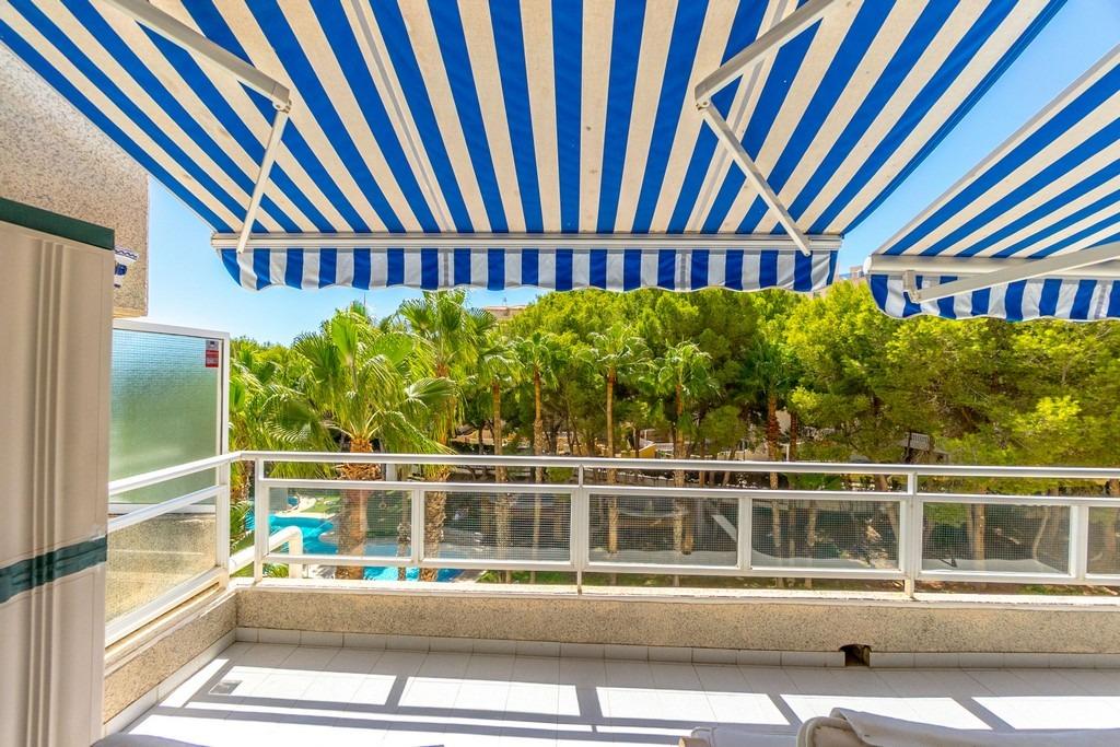 For sale - 3 Bedroom 1 Bathroom Apartment in Cabo Roig - Altos de campoamor  - Alicante