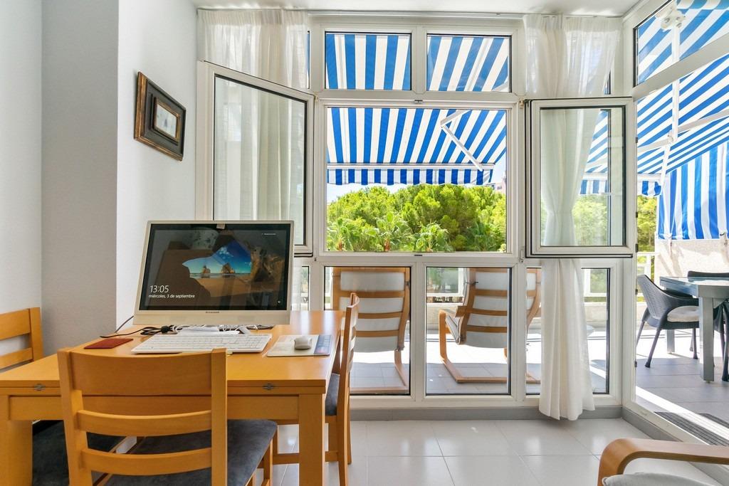 For sale - 3 Bedroom 1 Bathroom Apartment in Cabo Roig - Altos de campoamor  - Alicante