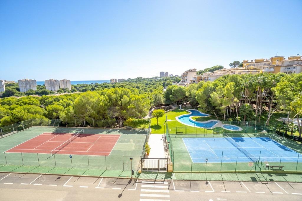 For sale - 3 Bedroom 1 Bathroom Apartment in Dehesa de campoamor - Altos de campoamor  - Alicante