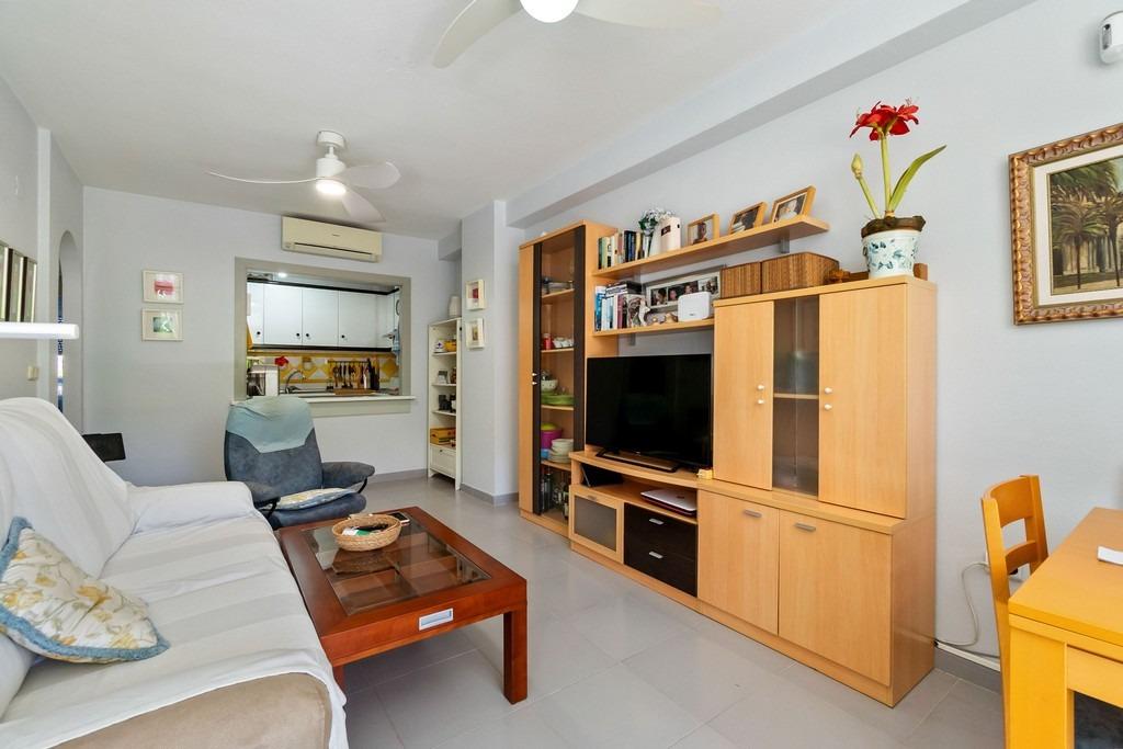 For sale - 3 Bedroom 1 Bathroom Apartment in Dehesa de campoamor - Altos de campoamor  - Alicante