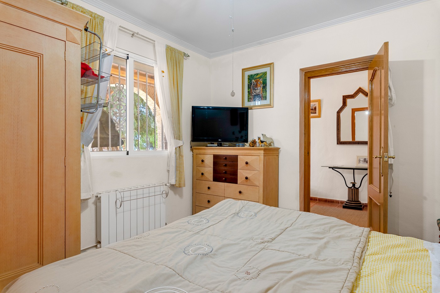 For sale - 4 Bedroom 3 Bathroom Villa in Jacarilla - Jacarilla  - Alicante