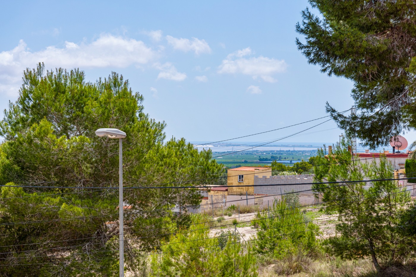 For sale - 4 Bedroom 3 Bathroom Villa in Jacarilla - Jacarilla  - Alicante