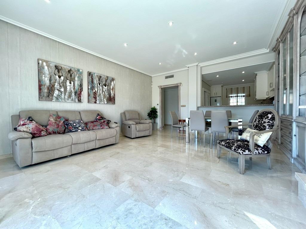 For sale - 3 Bedroom 2 Bathroom Penthouse in Cabo Roig - Aguamarina  - Alicante