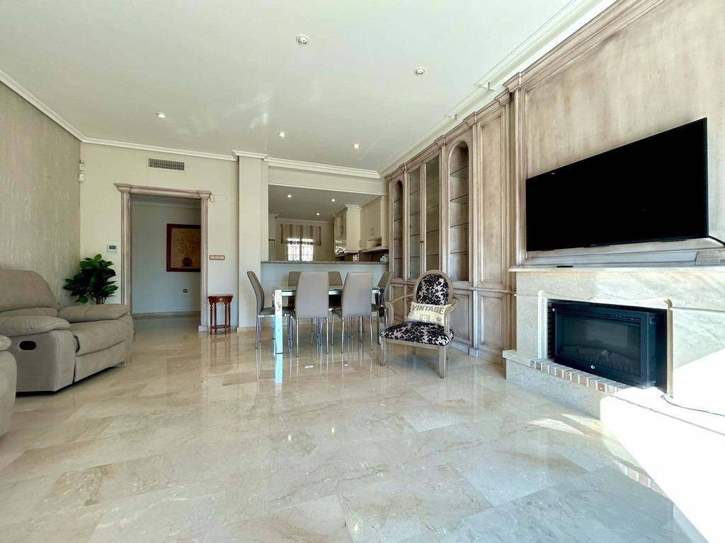 For sale - 3 Bedroom 2 Bathroom Penthouse in Cabo Roig - Aguamarina  - Alicante