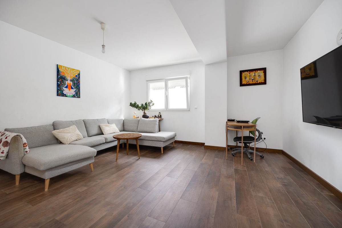 For sale - 4 Bedroom 4 Bathroom House - Detached Villa in Rojales - Ciudad Quesada  - Alicante