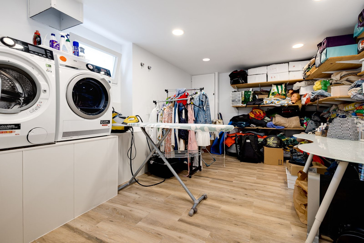 For sale - 4 Bedroom 4 Bathroom House - Detached Villa in Rojales - Ciudad Quesada  - Alicante