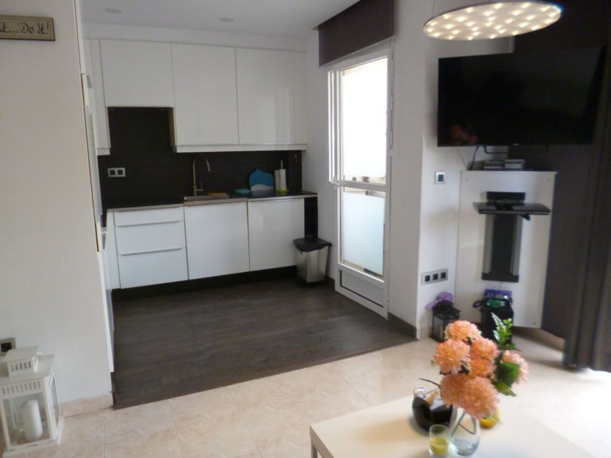 For sale - 3 Bedroom 2 Bathroom Apartment - Middle Floor Apartment in Orihuela - La Florida  - Alicante