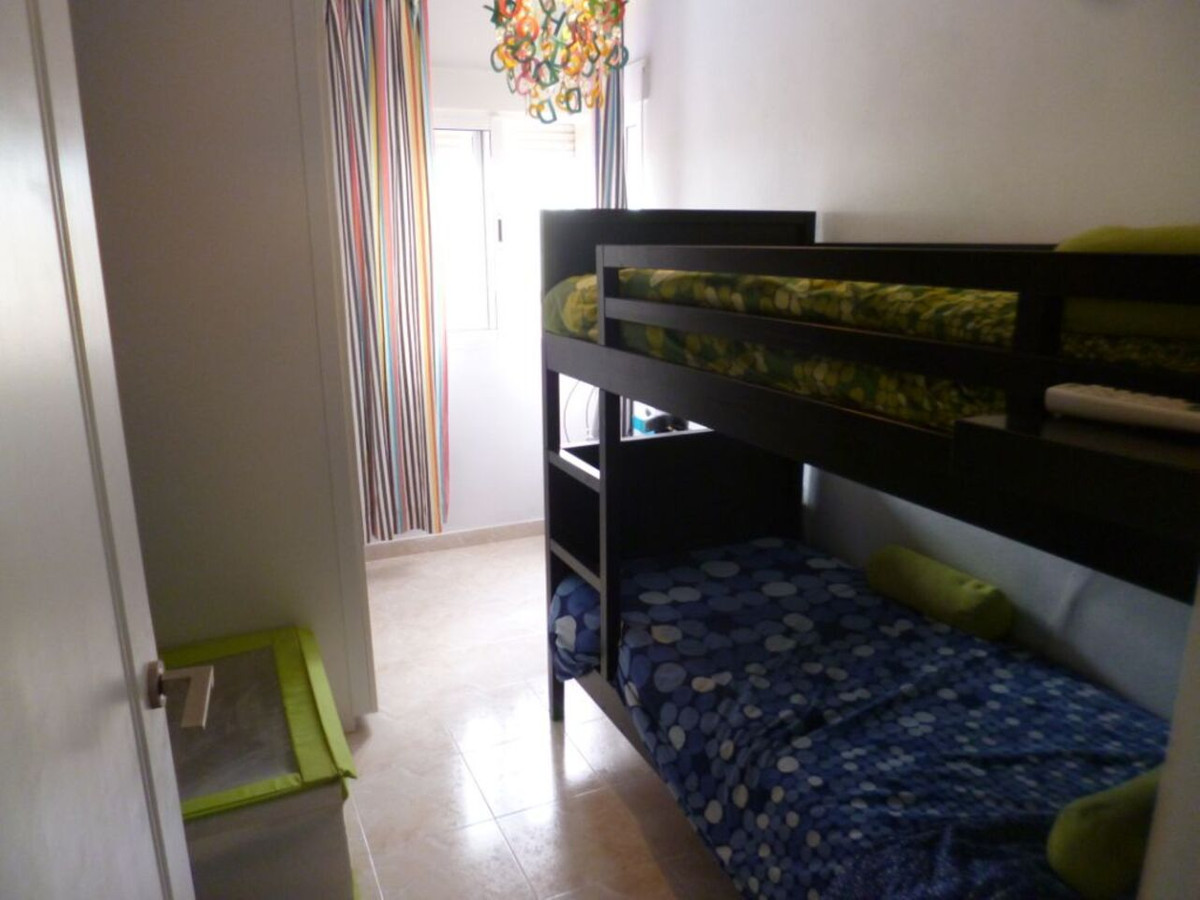 For sale - 3 Bedroom 2 Bathroom Apartment - Middle Floor Apartment in Orihuela - La Florida  - Alicante