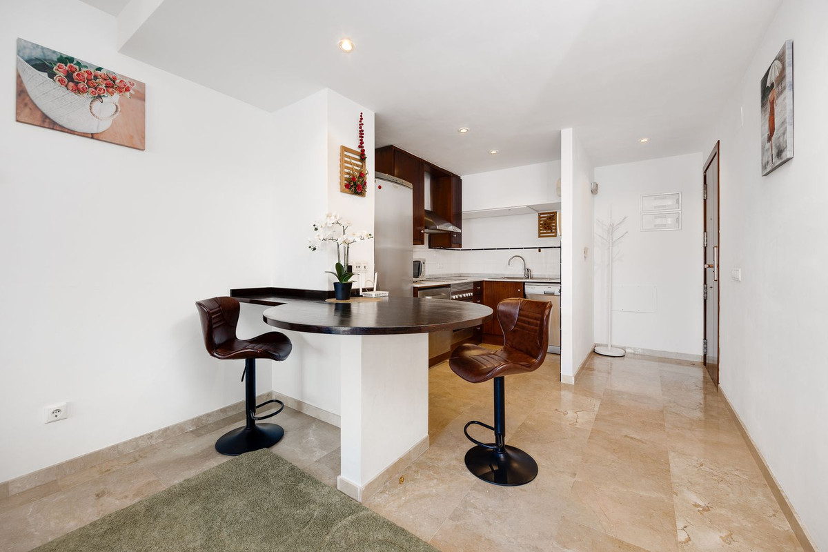 For sale - 2 Bedroom 1 Bathroom Penthouse in Punta Prima - Punta Prima  - Alicante