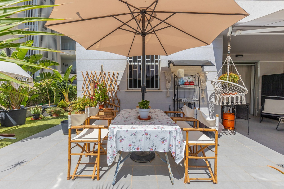 For sale - 2 Bedroom 1 Bathroom Apartment - Ground Floor Apartment in Torrevieja - La Mata  - Alicante