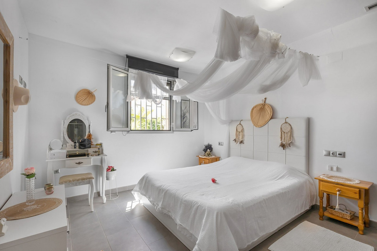 For sale - 2 Bedroom 1 Bathroom Apartment - Ground Floor Apartment in Torrevieja - La Mata  - Alicante