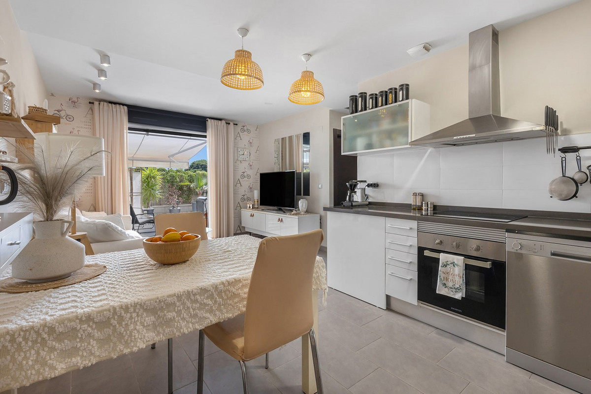 For sale - 2 Bedroom 1 Bathroom Apartment - Ground Floor Apartment in Torrevieja - La Mata  - Alicante