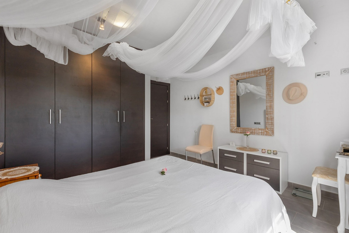 For sale - 2 Bedroom 1 Bathroom Apartment - Ground Floor Apartment in Torrevieja - La Mata  - Alicante