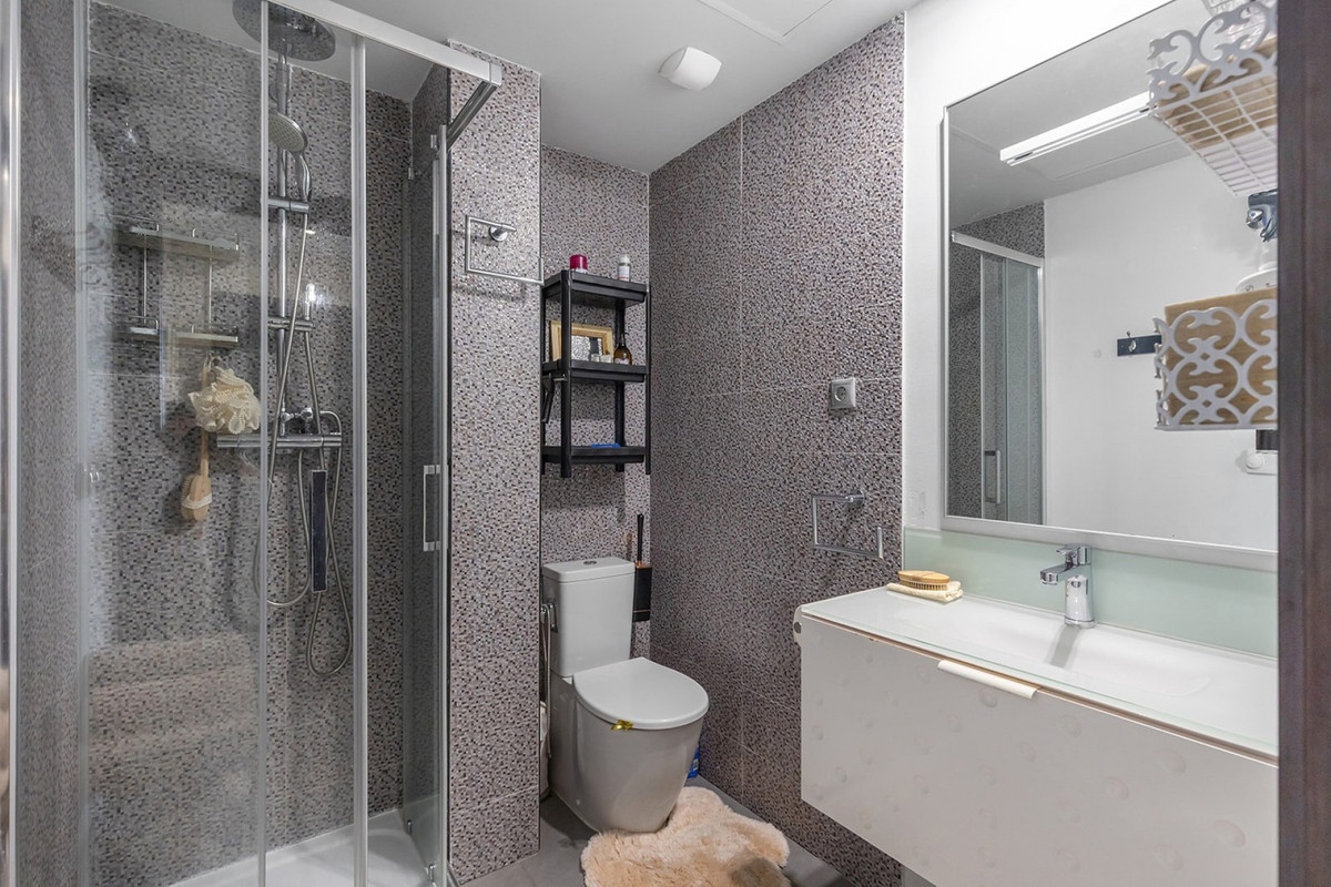 For sale - 2 Bedroom 1 Bathroom Apartment - Ground Floor Apartment in Torrevieja - La Mata  - Alicante