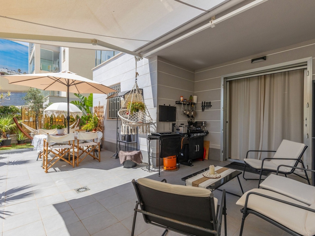 2 Bedroom 1 Bathroom Apartment - Ground Floor Apartment in Torrevieja