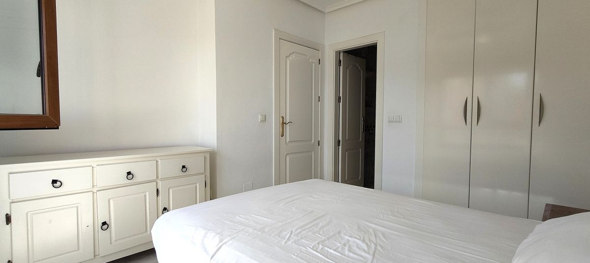 For sale - 2 Bedroom 2 Bathroom Apartment in VILLAMARTIN - , VILLAMARTIN, Alicante, Spain - Alicante