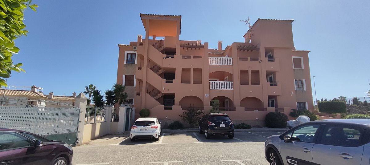 For sale - 2 Bedroom 2 Bathroom Apartment in VILLAMARTIN - , VILLAMARTIN, Alicante, Spain - Alicante